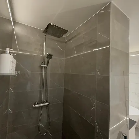 Luxurious In The City Center Apartment Parnu
