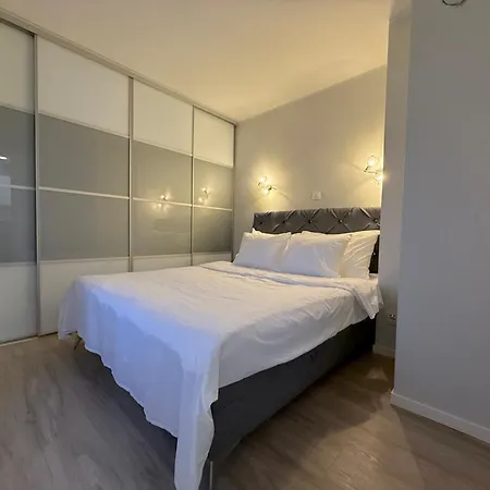 Luxurious In The City Center